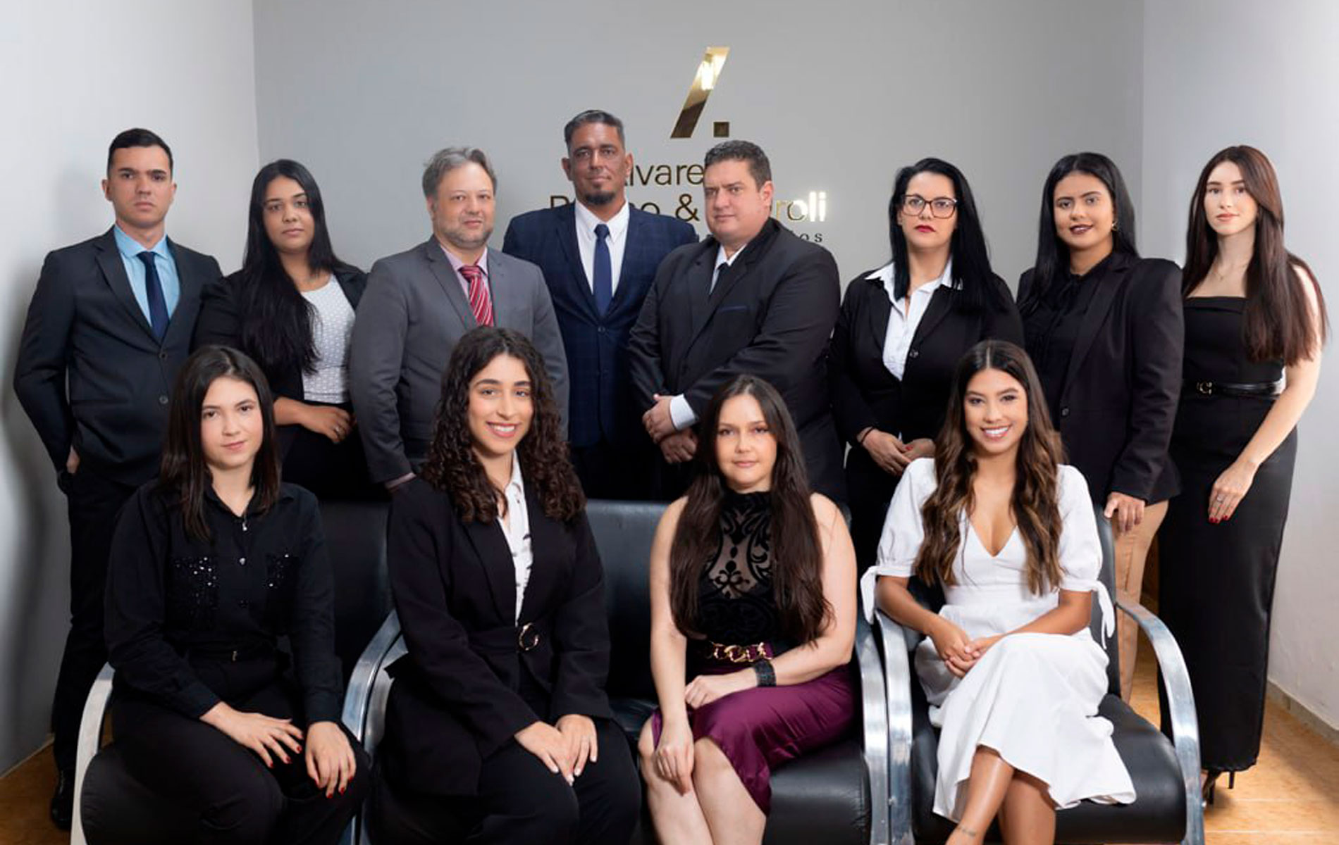 Escritório Alvarenga, Bueno e Moroli